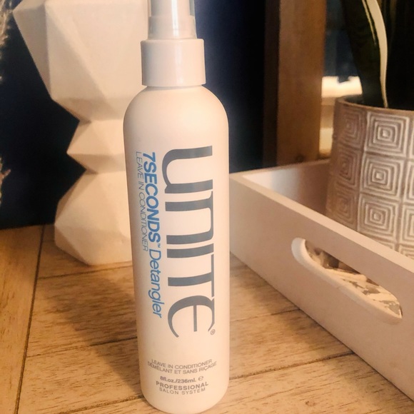 Unite 7 seconds leave in conditioner spray - Picture 2 of 2
